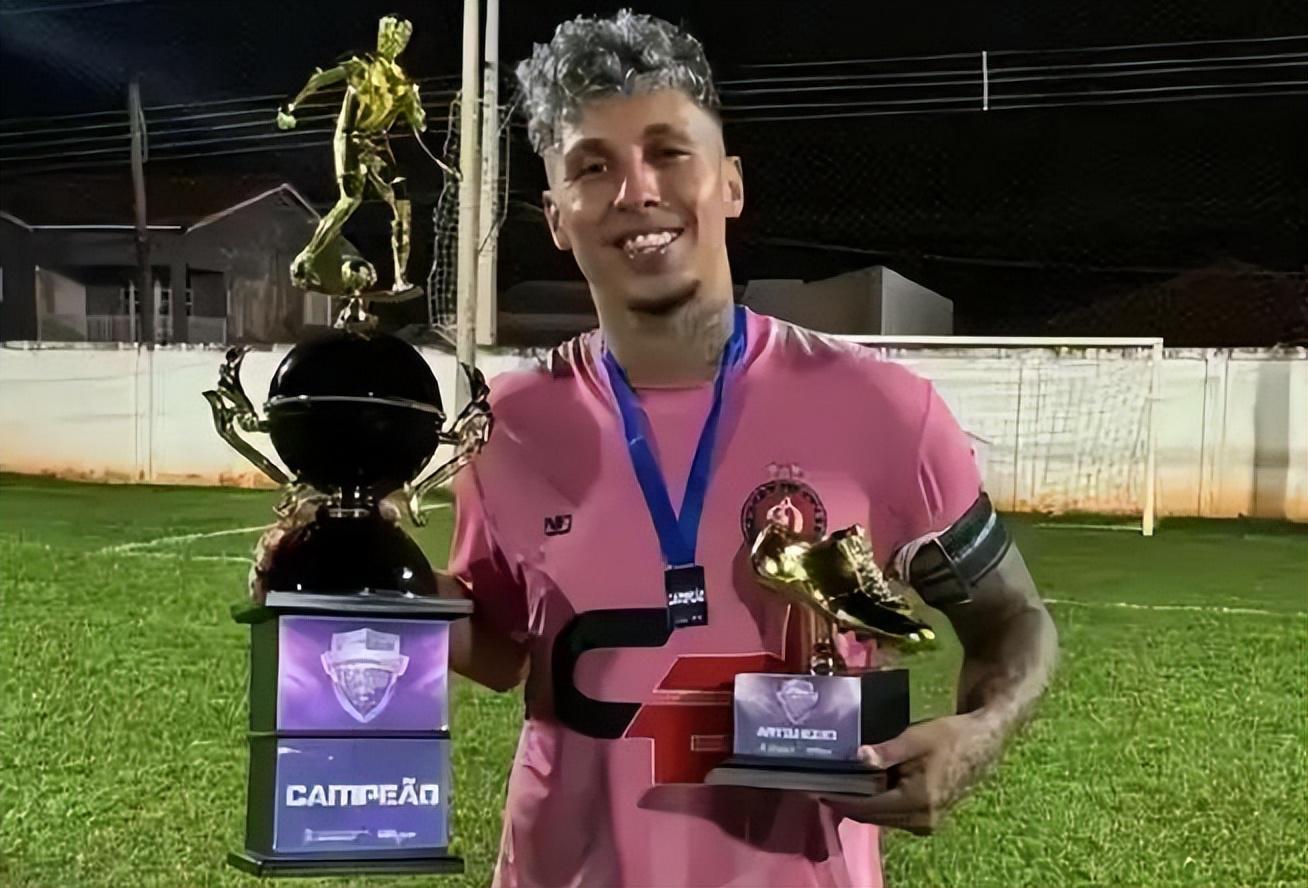 欢迎使用乐鱼app-鲁能二队全力冲甲！未来将从一线队借调四位王牌，让他们踢核心