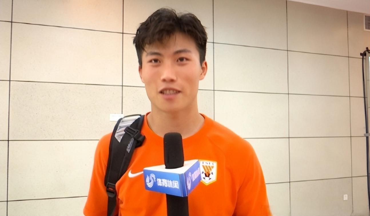 欢迎使用乐鱼app-鲁能二队全力冲甲！未来将从一线队借调四位王牌，让他们踢核心