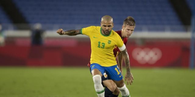 乐鱼体育-奥运夺金效应 二爷打世界杯？库尼亚巴西队上位？