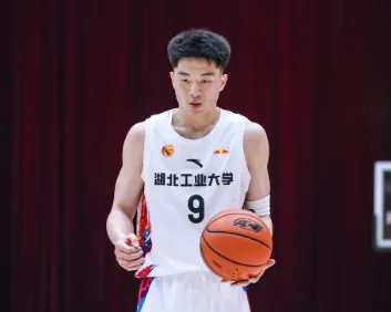 乐鱼官网官方网站-CUBAL西南赛区：黄浩杰22分，湖北工大战胜重庆师大